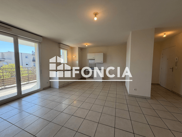 Appartement 3 pièces (68.03 m²) à louer - Vaulx En Velin (69120)