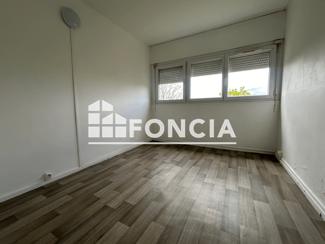 Appartement 5 pièces (80 m²) à louer - Chatellerault (86100)