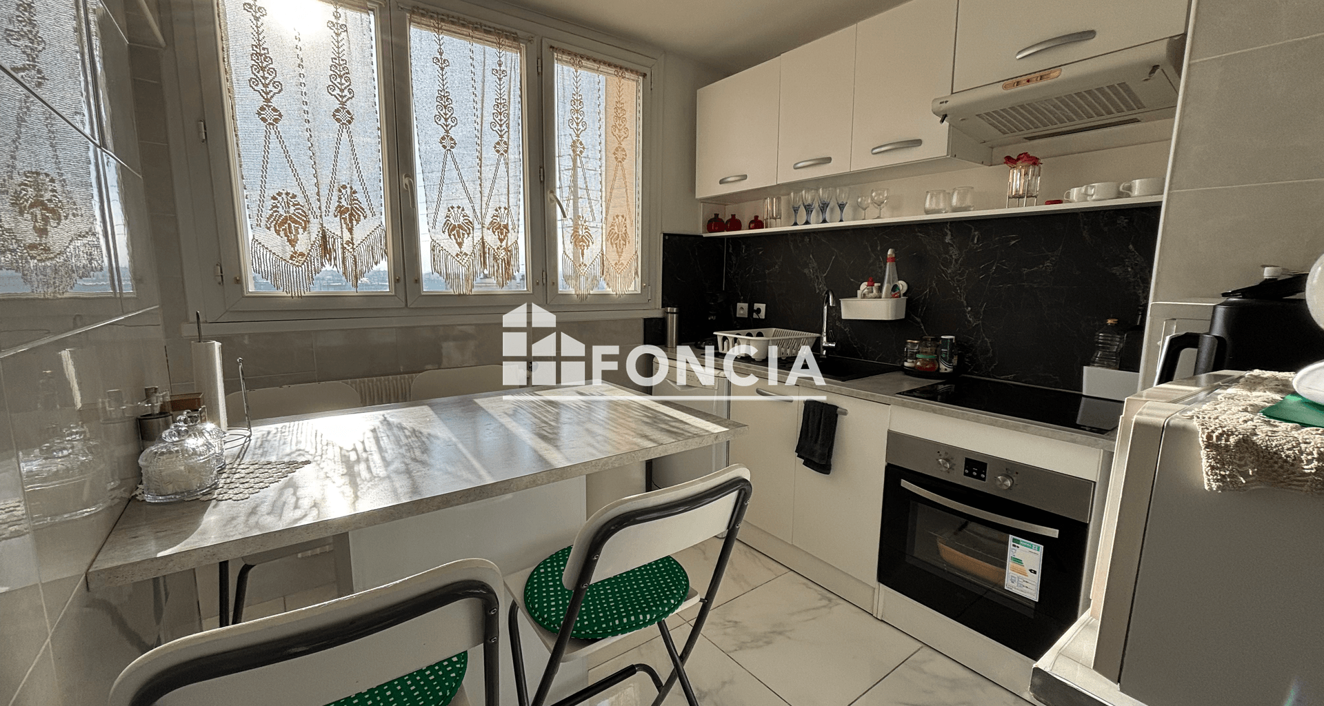 Appartement 4 pièces (69.44 m²) à vendre - Vénissieux (69200)