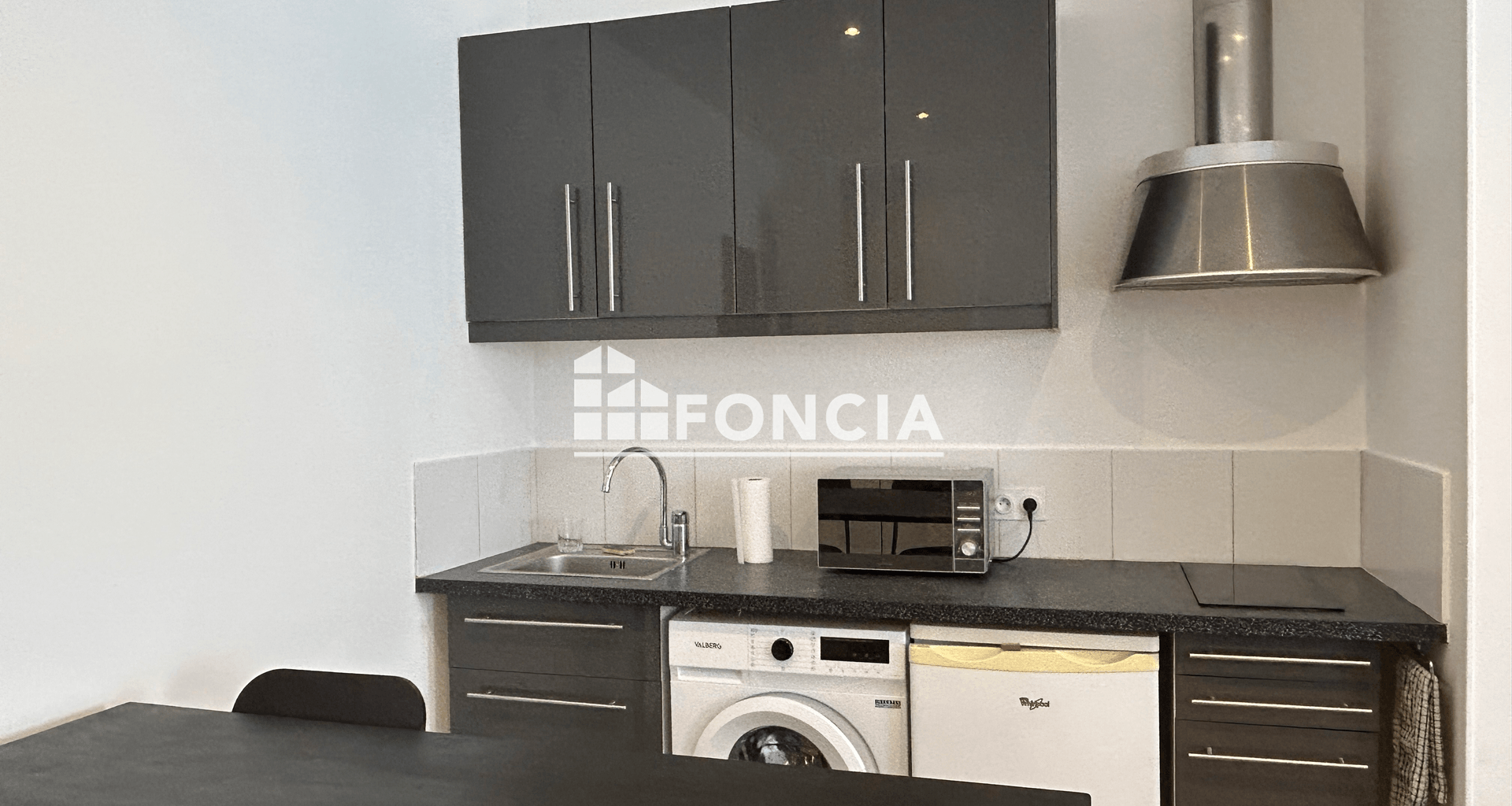 Appartement meublé 2 pièces (35.48 m²) à louer - Montreuil (93100)