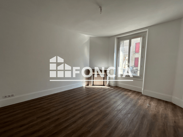Maison 3 pièces (110.94 m²) à louer - Montmirail (51210)