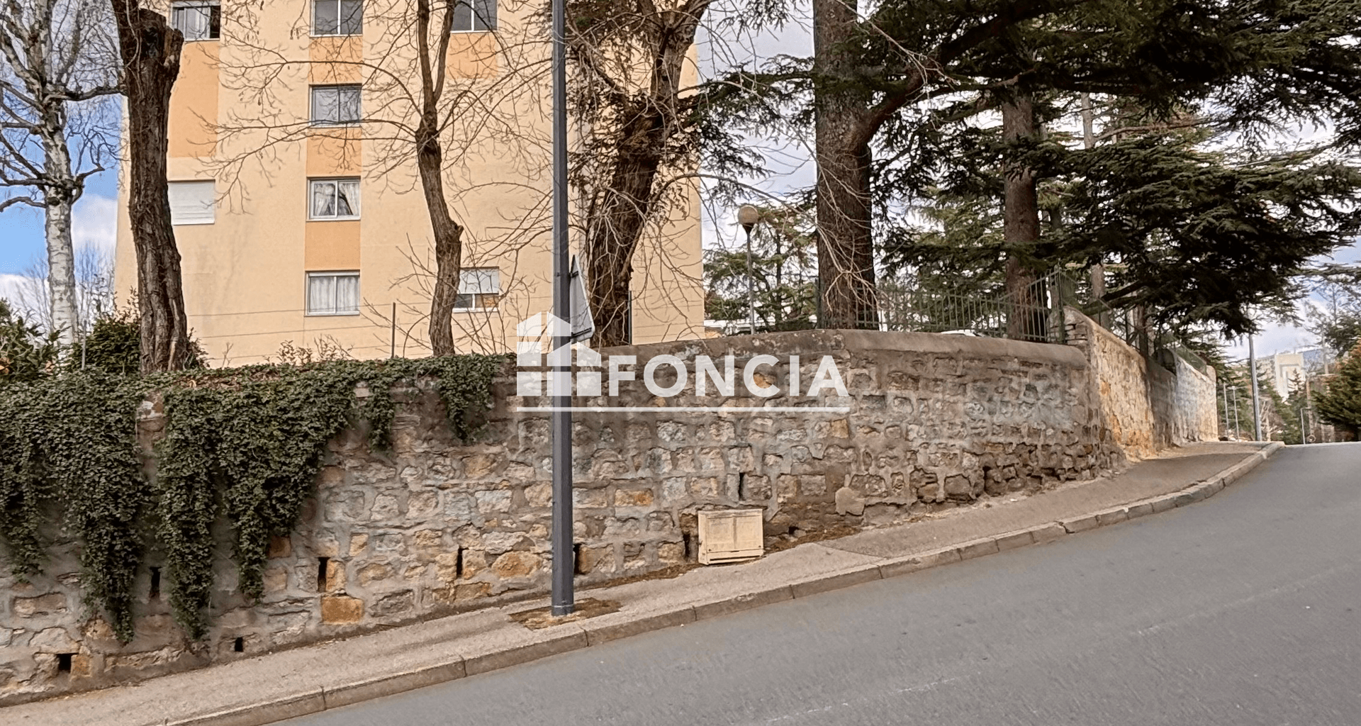 Appartement 4 pièces (90 m²) à vendre - Saint-étienne (42100)