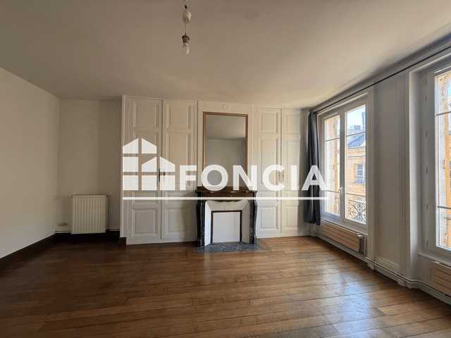 Appartement 3 pièces (81.36 m²) à louer - Charleville-mezieres (08000)