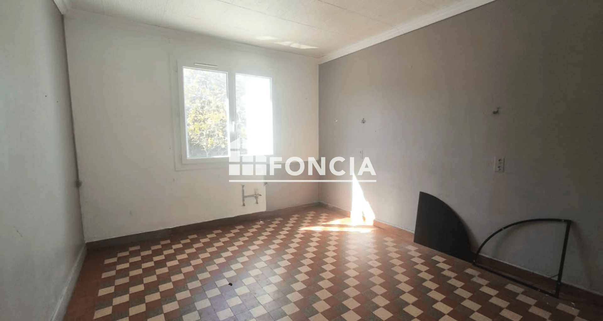 Maison 3 pièces (70 m²) à vendre - Arles (13200)