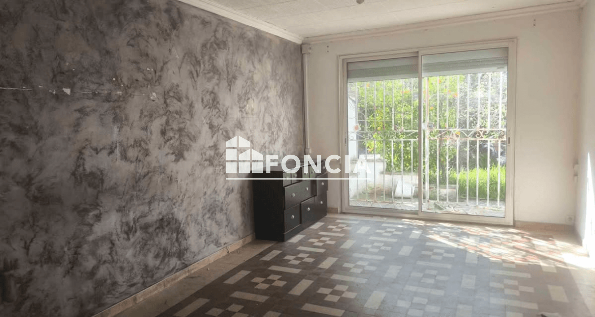 Maison 3 pièces (70 m²) à vendre - Arles (13200)