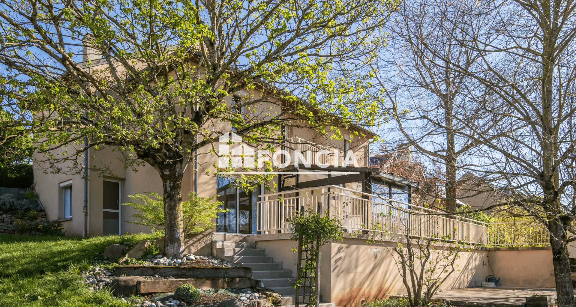 Maison 5 pièces (120 m²) à vendre - Sainte-radegonde (12850)