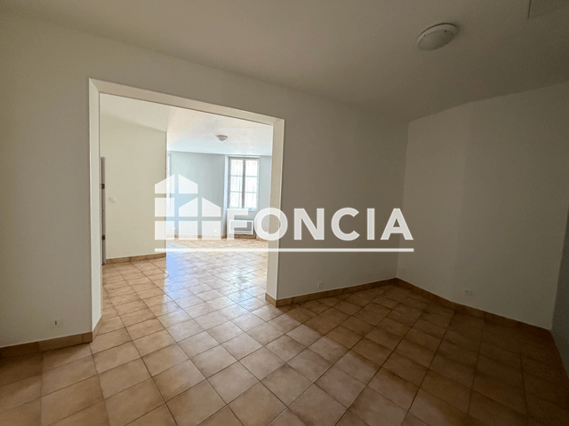 Appartement 3 pièces (67.65 m²) à louer - Angouleme (16000)