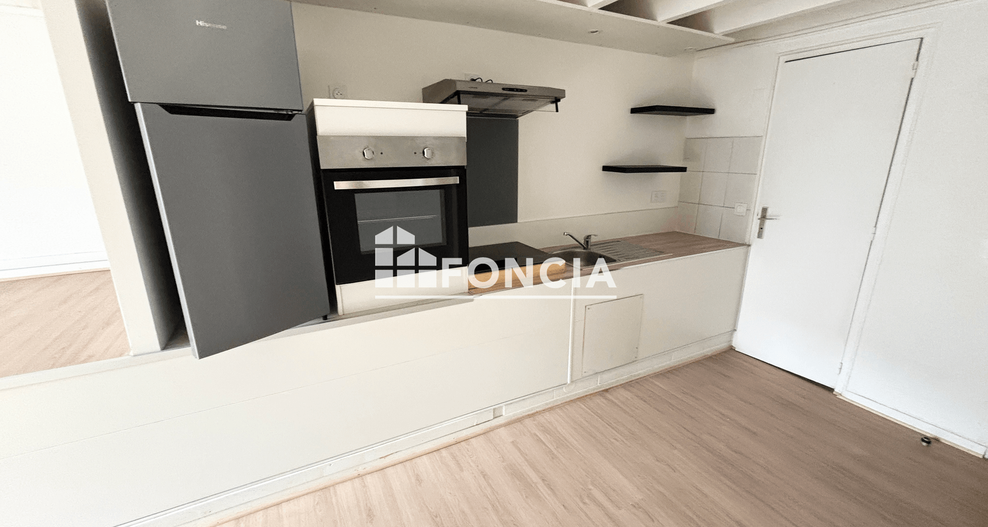 Appartement 2 pièces (29.8 m²) à louer - Guilherand-granges (07500)