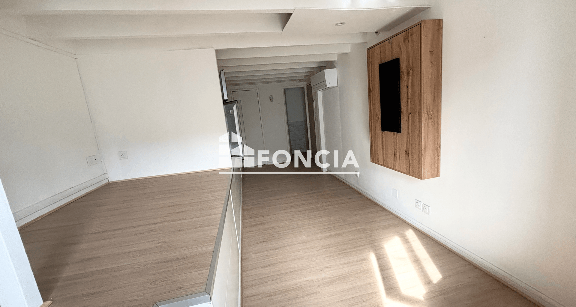 Appartement 2 pièces (29.8 m²) à louer - Guilherand-granges (07500)
