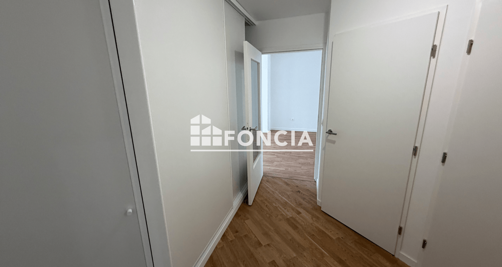 Appartement 3 pièces (80 m²) à louer - Evry (91000)