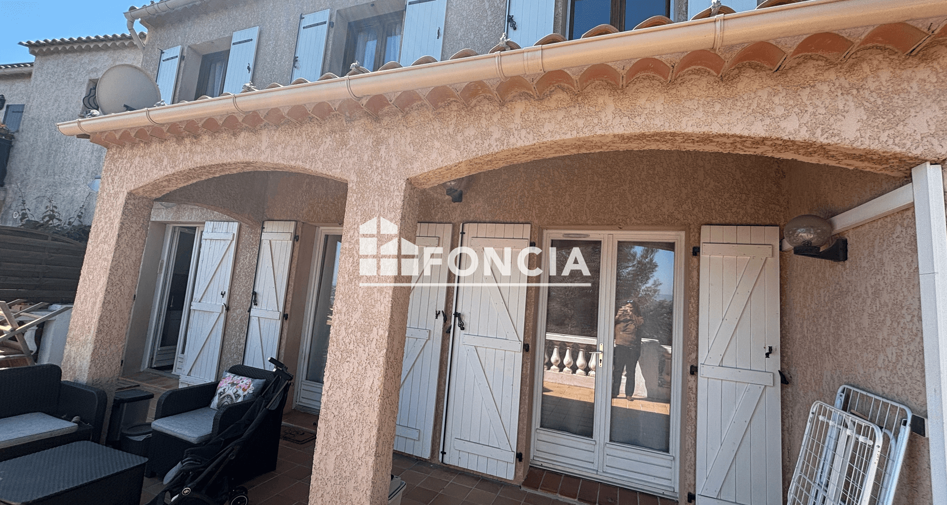Maison 5 pièces (102.42 m²) à vendre - Saint-laurent-du-var (06700)