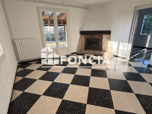 Maison 6 pièces (208.64 m²) à louer - Saint Jean De Vedas (34430)