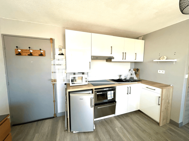 Appartement meublé 2 pièces (23.24 m²) à louer - Sete (34200)