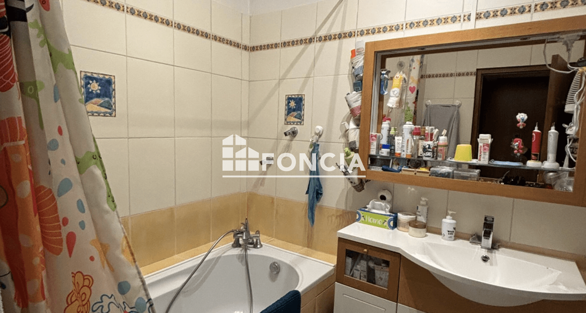 Appartement 4 pièces (77.59 m²) à vendre - Courthézon (84350)