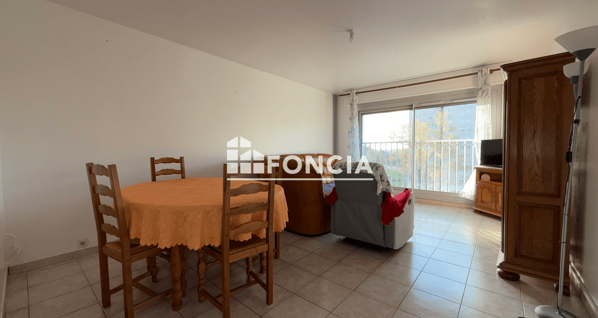 Appartement meublé 3 pièces (67.12 m²) à louer - Vénissieux (69200)