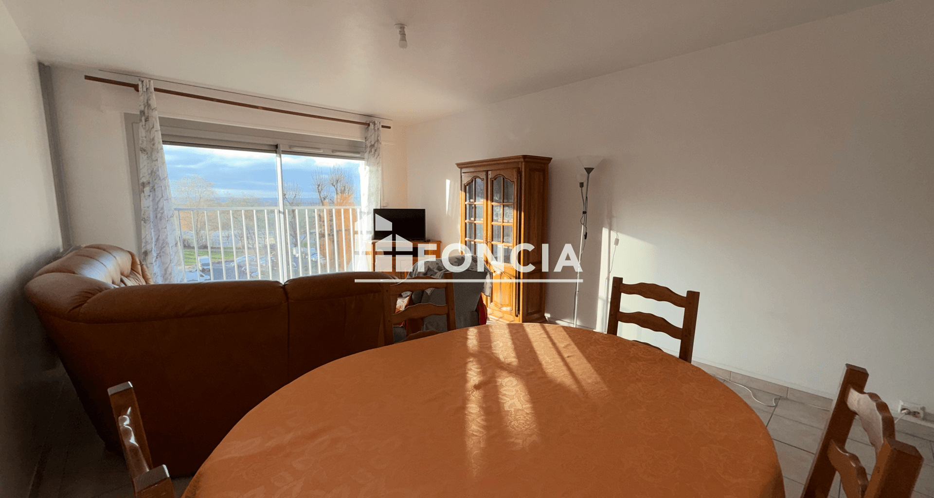 Appartement meublé 3 pièces (67.12 m²) à louer - Vénissieux (69200)
