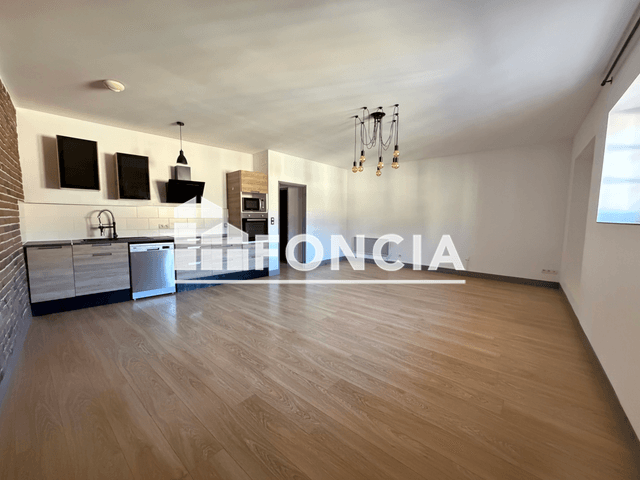 Appartement 3 pièces (84.04 m²) à louer - Pezenas (34120)