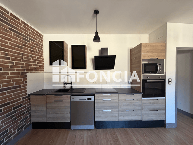 Appartement 3 pièces (84.04 m²) à louer - Pezenas (34120)