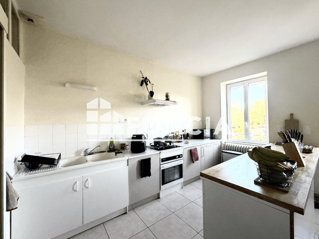 Maison 3 pièces (81 m²) à louer - Saint Pierre Des Echaubrognes (79700)