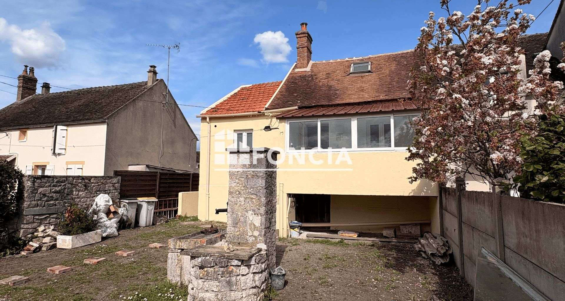 Maison 2 pièces (48 m²) à louer - Souppes-sur-loing (77460)