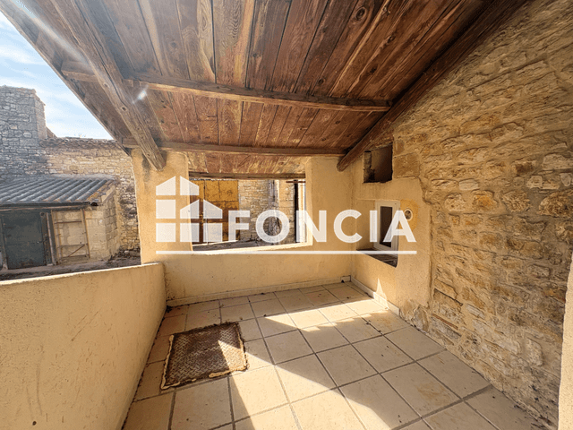 Appartement meublé 3 pièces (76 m²) à louer - Arpaillargues Et Aureilhac (30700)