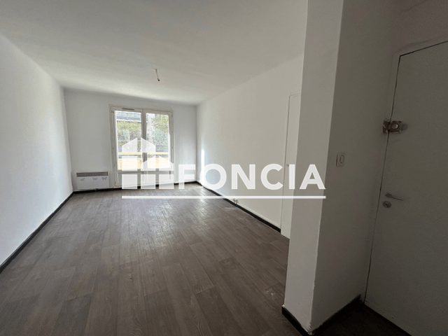 Appartement 3 pièces (55 m²) à louer - Marseille 4ᵉ (13004)
