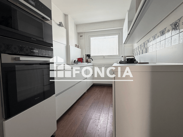 Appartement meublé 5 pièces (100.78 m²) à louer - Quimper (29000)