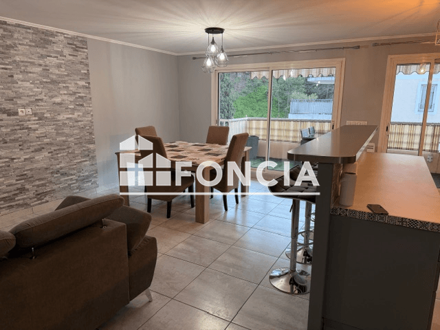 Appartement meublé 3 pièces (70.5 m²) à louer - Menton (06500)