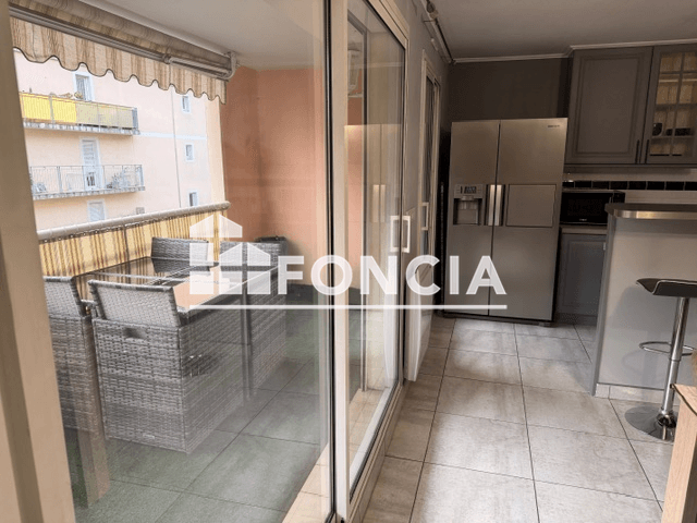 Appartement meublé 3 pièces (70.5 m²) à louer - Menton (06500)