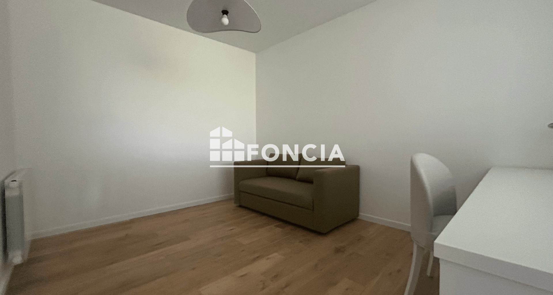 Appartement meublé 4 pièces (111.9 m²) à louer - Chatou (78400)