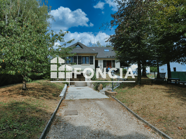 Maison 5 pièces (116 m²) à louer - Mouroux (77210)