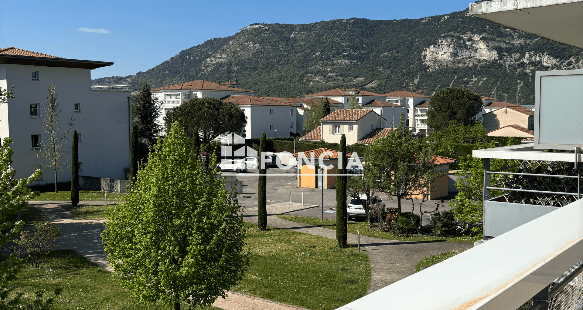 Appartement 3 pièces (75 m²) à vendre - Guilherand-granges (07500)