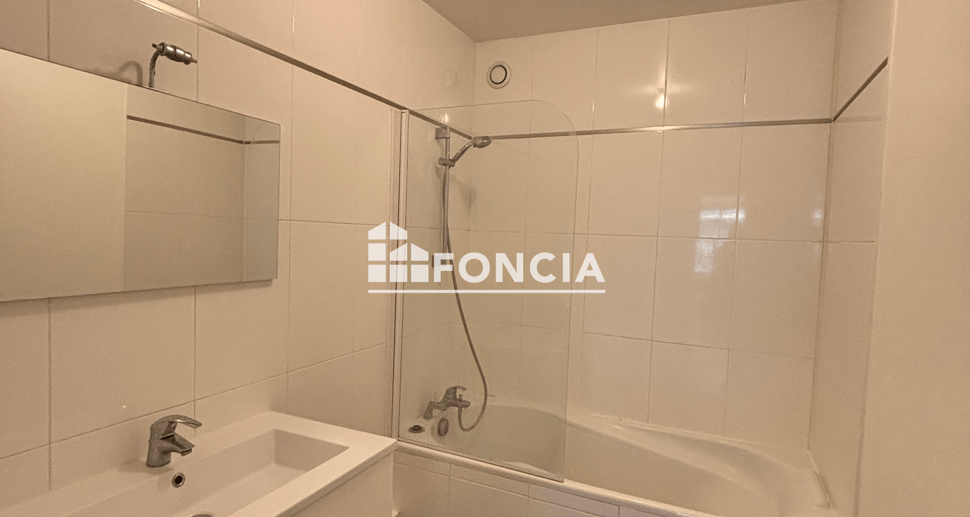 Appartement 3 pièces (69.69 m²) à louer - Nanterre (92000)