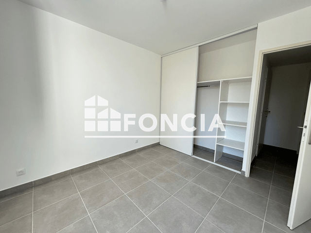 Appartement 3 pièces (65.81 m²) à louer - Port Saint Louis Du Rhone (13230)