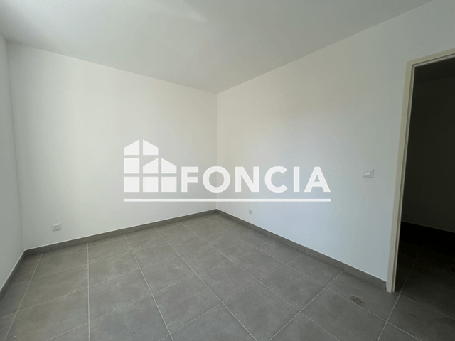 Appartement 3 pièces (65.81 m²) à louer - Port Saint Louis Du Rhone (13230)