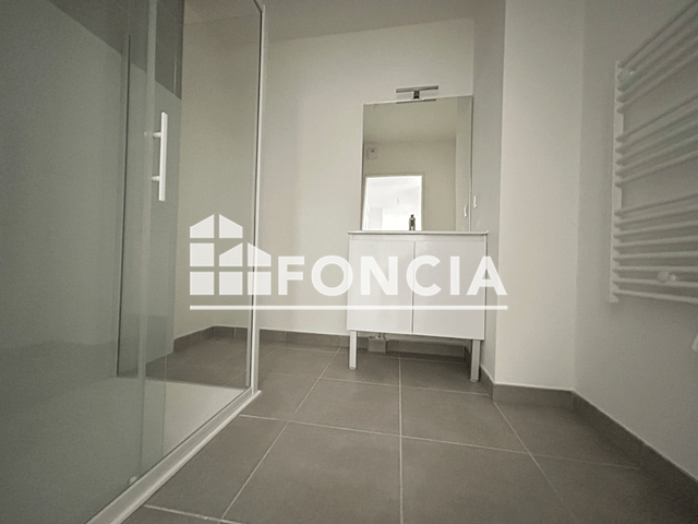 Appartement 3 pièces (65.79 m²) à louer - Port Saint Louis Du Rhone (13230)