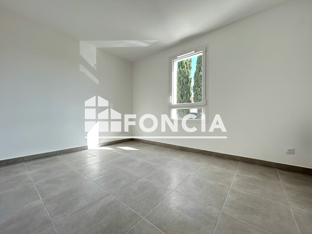 Appartement 3 pièces (65.79 m²) à louer - Port Saint Louis Du Rhone (13230)