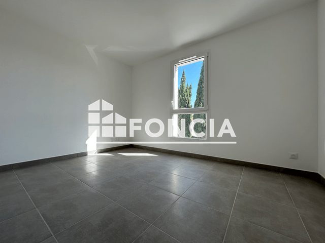 Appartement 3 pièces (65.81 m²) à louer - Port Saint Louis Du Rhone (13230)