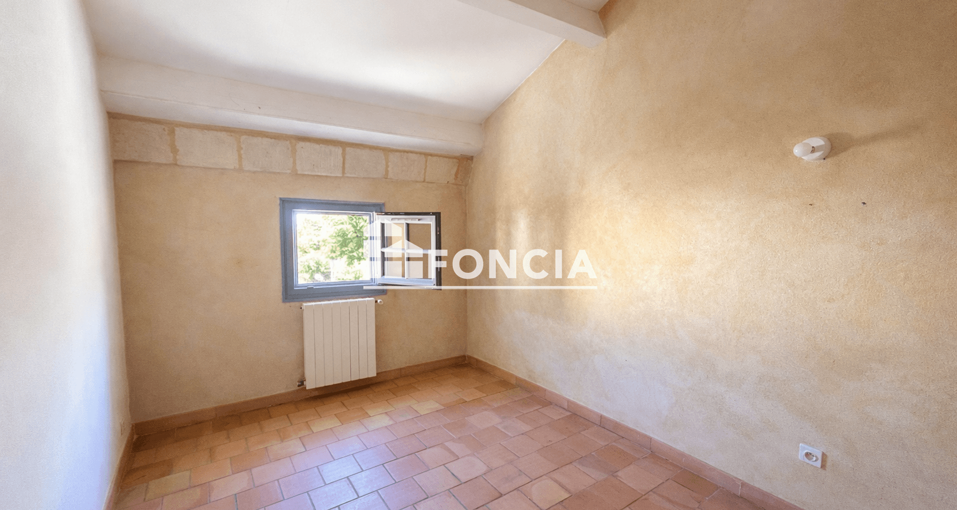 Appartement 3 pièces (70 m²) à vendre - Uzès (30700)