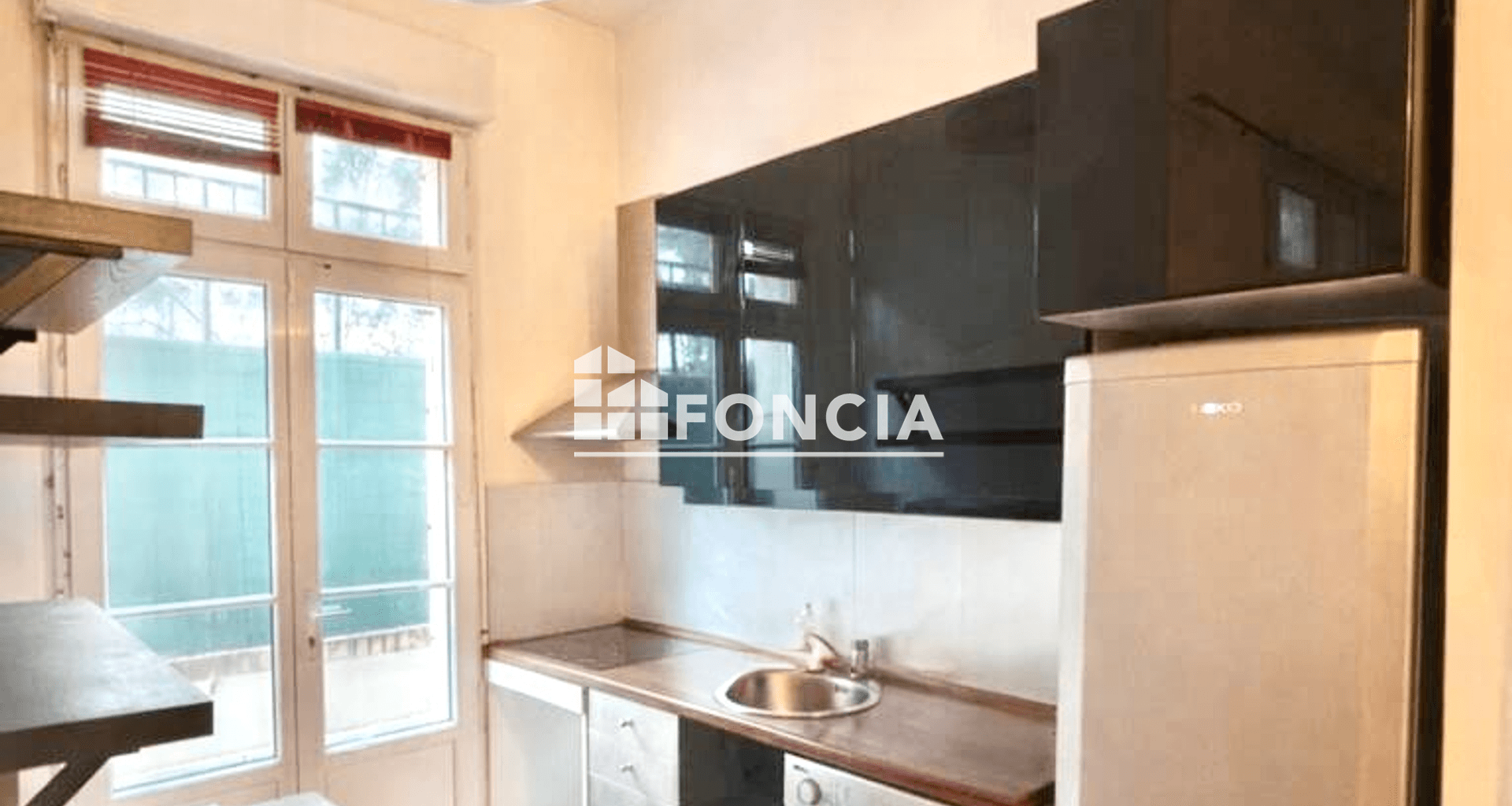 Appartement 2 pièces (46 m²) à vendre - Courbevoie (92400)