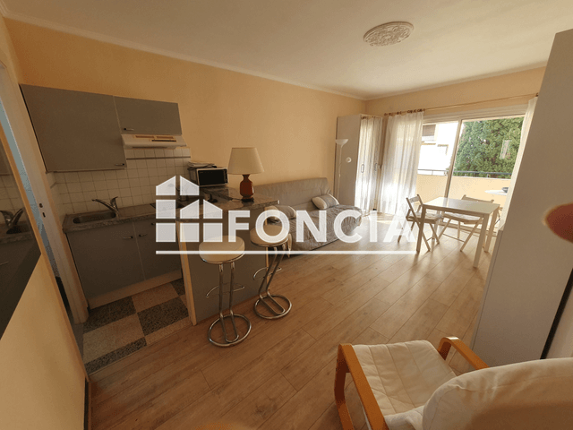 Studio meublé (24.2 m²) à louer - Toulon (83000)