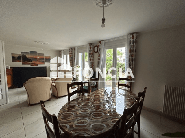 Maison 5 pièces (99.98 m²) à louer - Poitiers (86000)