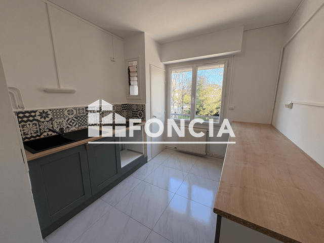 Appartement 3 pièces (54 m²) à louer - Pineuilh (33220)