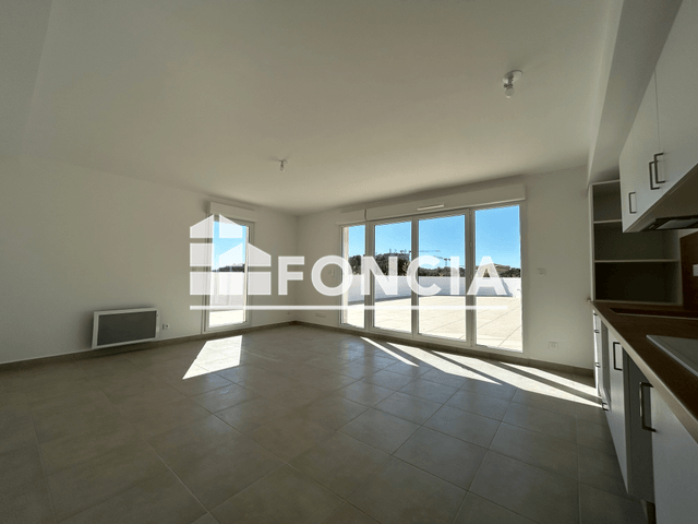 Appartement 5 pièces (100.3 m²) à louer - Istres (13800)