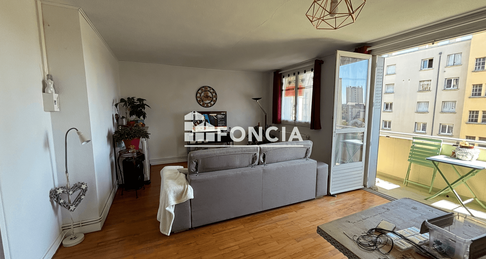 Appartement meublé 4 pièces (63.3 m²) à louer - Bourg-lès-valence (26500)