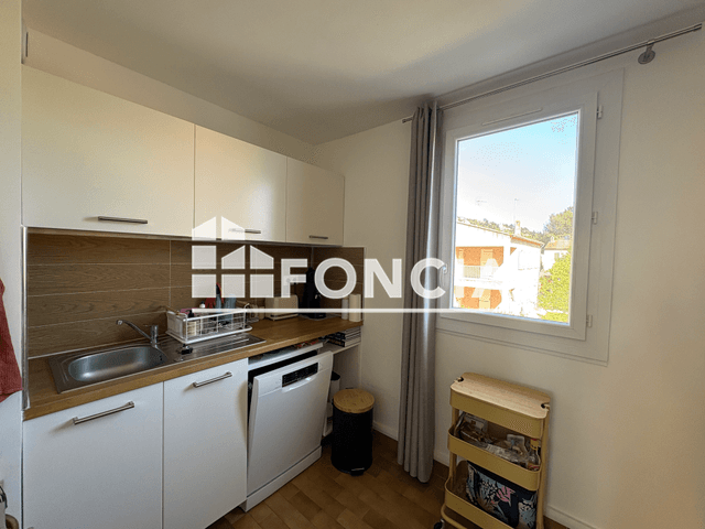 Appartement 2 pièces (49.65 m²) à louer - Hyeres Les Palmiers (83400)