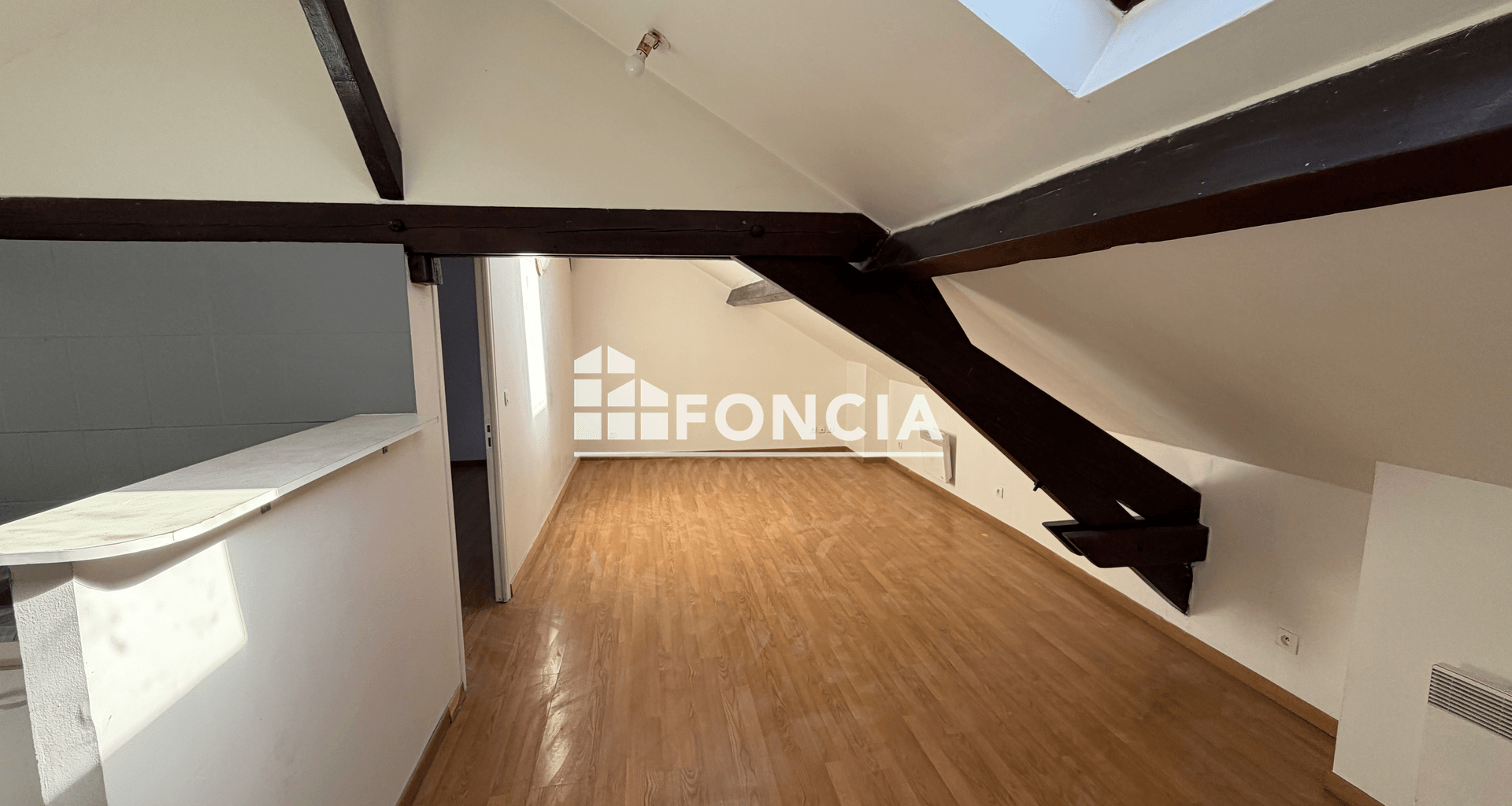 Appartement 2 pièces (33.19 m²) à louer - Corbeil-essonnes (91100)