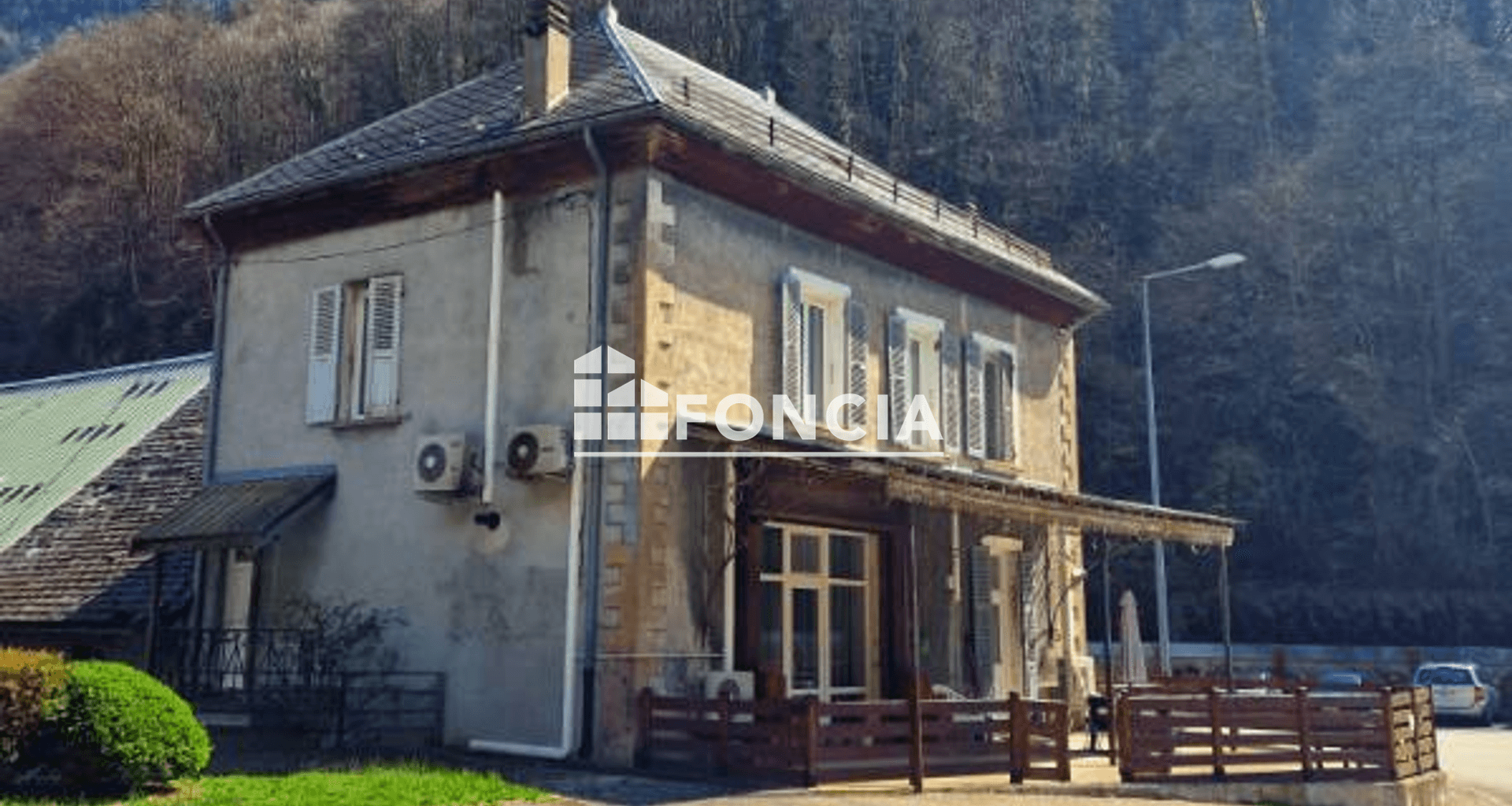 Maison 4 pièces (128.36 m²) à vendre - Livet-et-gavet (38220)