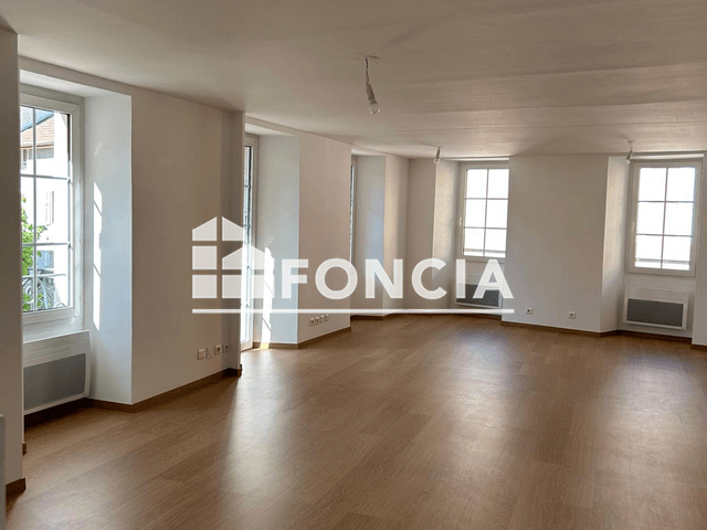 Appartement 4 pièces (121.91 m²) à louer - Thonon Les Bains (74200)