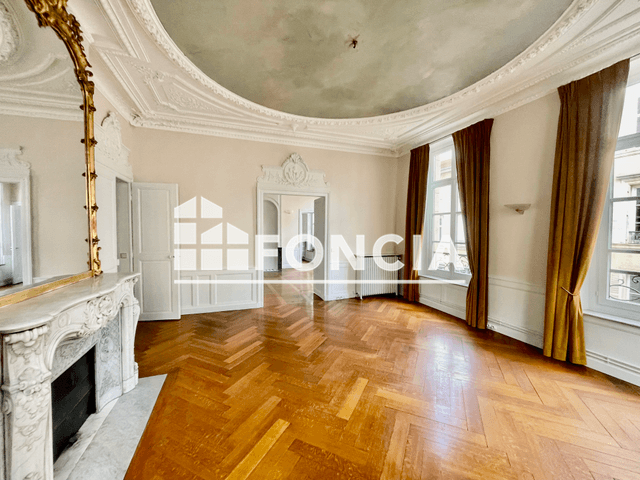 Appartement 5 pièces (176.39 m²) à louer - Nancy (54000)